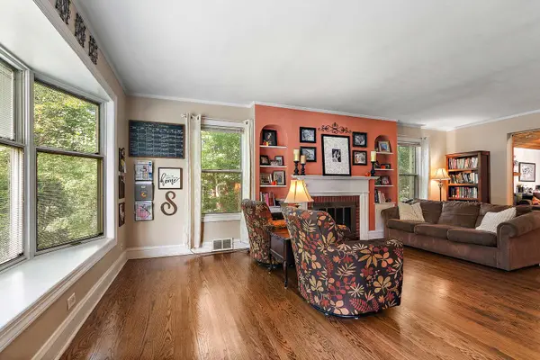 625 Perth AVE, Flossmoor, IL 60422