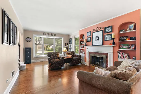 625 Perth AVE, Flossmoor, IL 60422