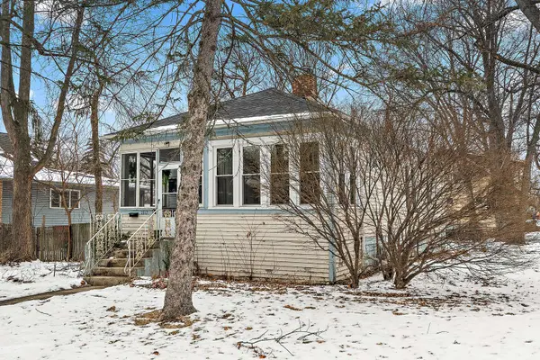 1812 Cedar RD, Homewood, IL 60430