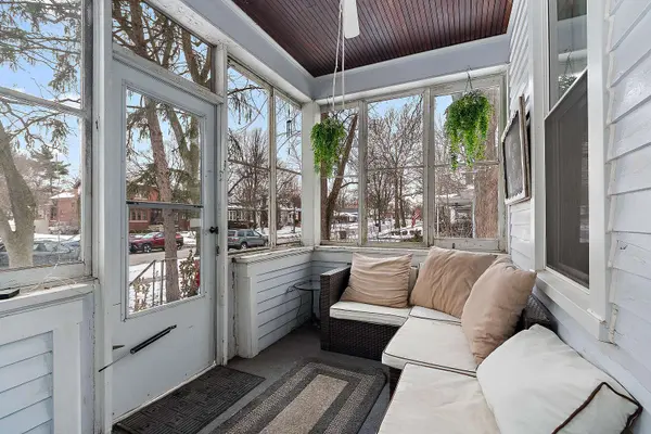 1812 Cedar RD, Homewood, IL 60430