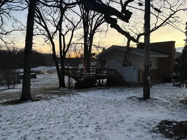 13 Riegel Oaks LN, Homewood, IL 60430