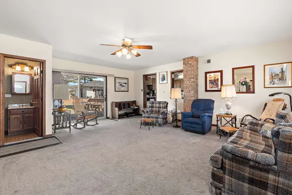 6420 166th ST, Tinley Park, IL 60477