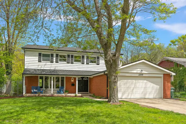 2209 Collett LN, Flossmoor, IL 60422