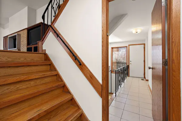 2708 Hawthorne LN, Flossmoor, IL 60422