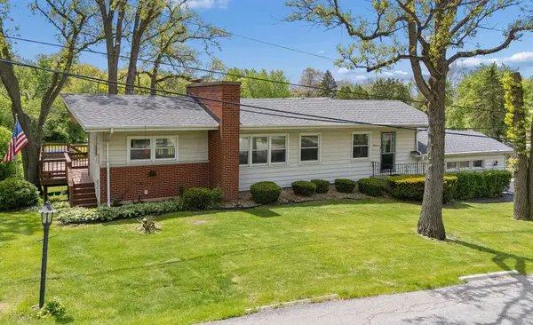13 Riegel Oaks LN, Homewood, IL 60430