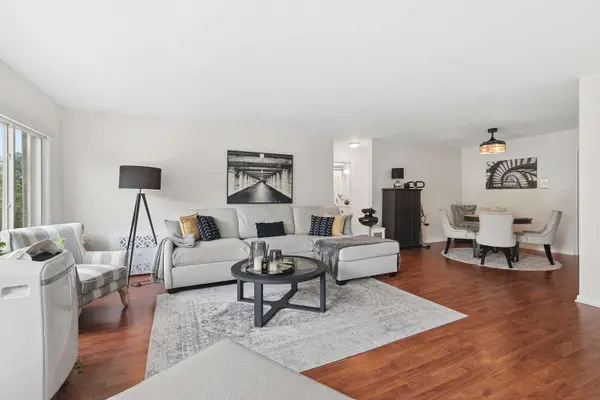 2634 Central DR #2E, Flossmoor, IL 60422