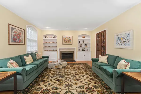 630 Perth AVE, Flossmoor, IL 60422