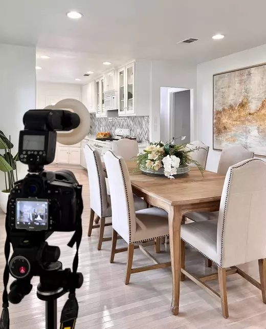 Behind The Scenes _ Real Estate Photography