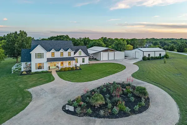 Rockwall, TX Luxury Private Estate Situated on 3.82 Acres Featuring 5 Bedrooms, 5 Baths, Resort-Style Outdoor Living, a Stunning Guest Barndominium, and Massive Climate-Controlled Garages Designed for