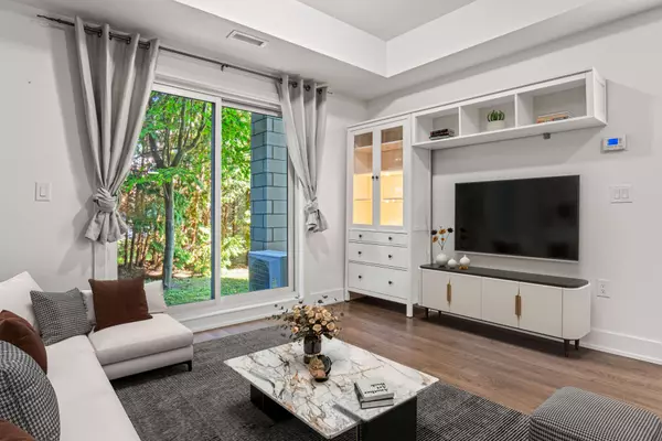 2785 Baseline RD #108, Parkway Park - Queensway Terrace S And Area, ON K2H 0B7