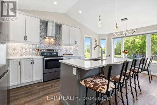 10029 COUNTY 2 ROAD, South Dundas, ON K0E1K0