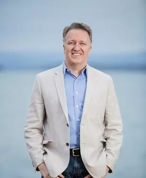 Lake Keowee Waterfront Home Market Analysis - 29672 - Mid Lake South