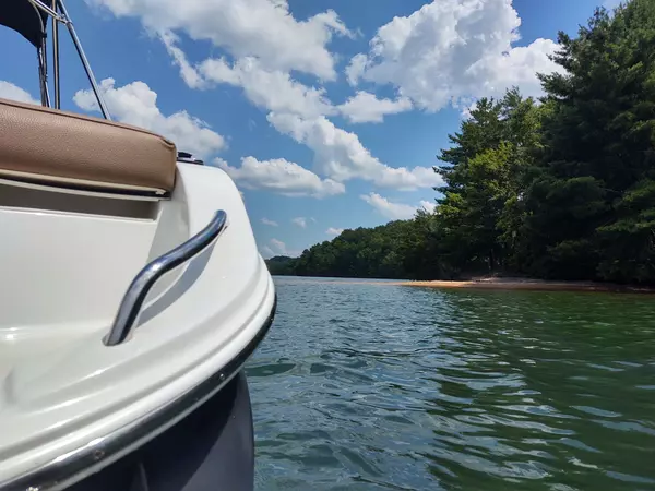Top 3 Mistakes Sellers Make When Selling a Home at Lake Keowee, SC