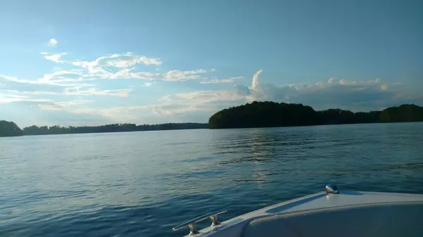 Top 10 Things To Do on a Weekend at Lake Keowee - Seneca SC ,Eric Stegall
