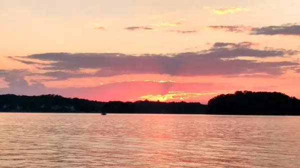 Top 3 Mistakes Buyers Make When Buying a Home at Lake Keowee,Eric Stegall