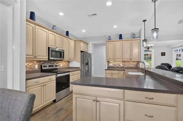 604 Laurel Haven CT, Seneca, SC 29678
