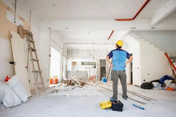 Is It Better to Remodel or Sell As-Is? A Guide for Homeowners Thinking About Moving