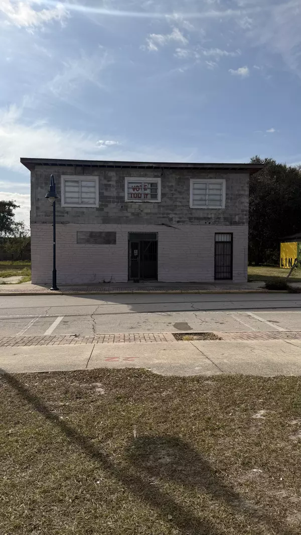 Lake Wales, FL 33853-3599,215 Lincoln Ave