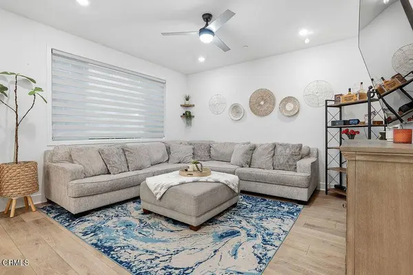 2579 Little Rock LN, Simi Valley, CA 93065