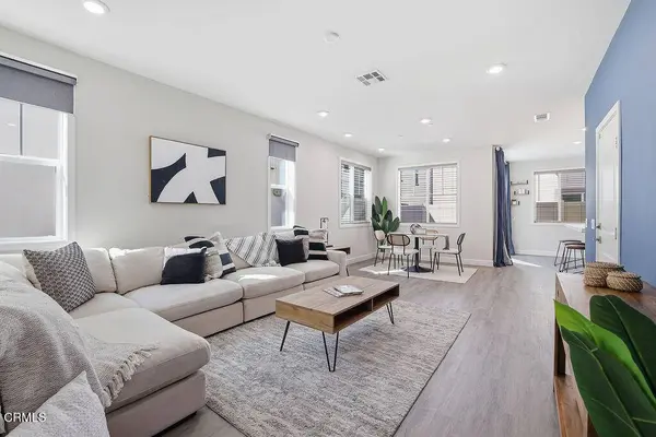 3067 Harrison LN, Simi Valley, CA 93065