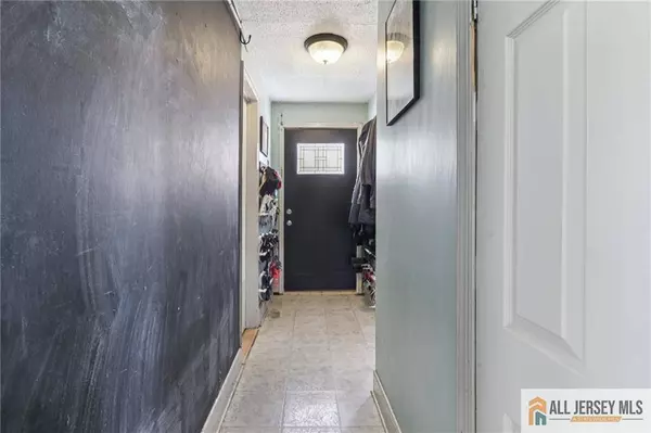 112 Magowan AVE, Hamilton, NJ 08619