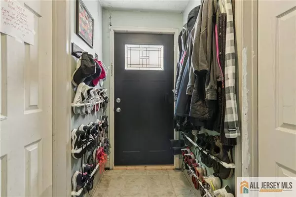 112 Magowan AVE, Hamilton, NJ 08619