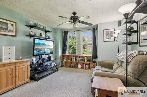 112 Magowan AVE, Hamilton, NJ 08619