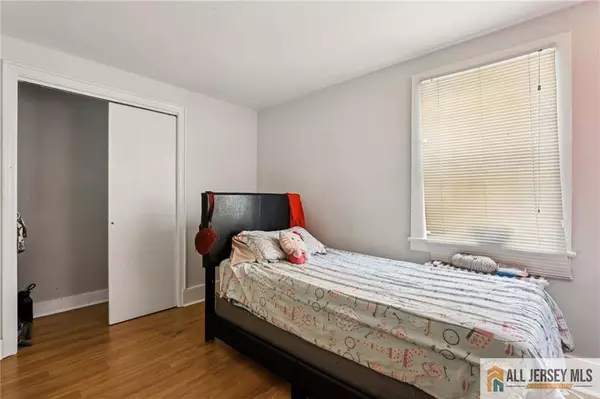 0-81-83 Grove ST, Somerville, NJ 08876