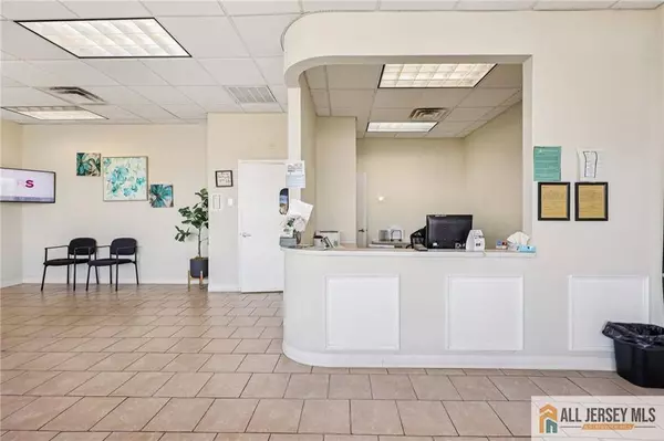 138 Bound Brook RD, Middlesex, NJ 08846