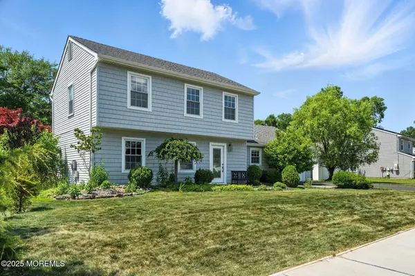 1072 Lake Placid Drive, Toms River, NJ 08753