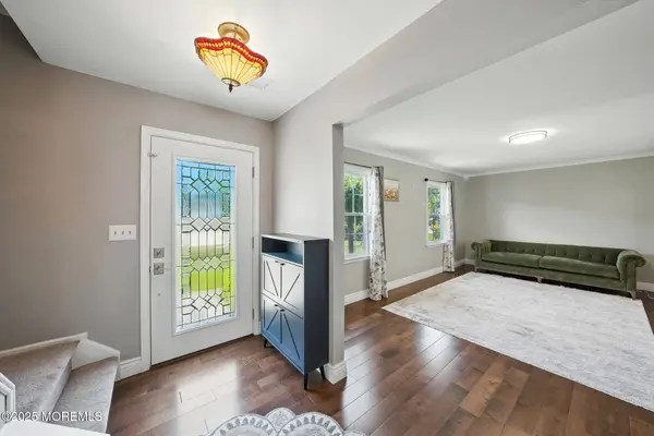 1072 Lake Placid Drive, Toms River, NJ 08753