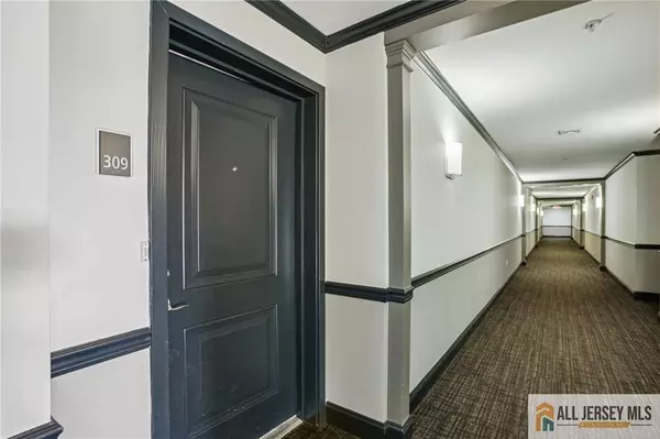 443 2nd ST #309, Jersey City, NJ 07302