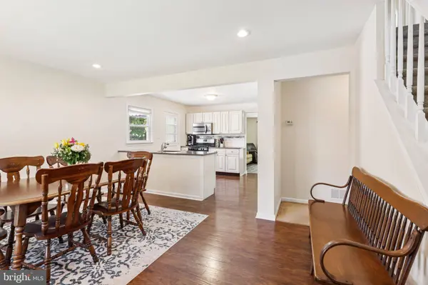 61 WICKOM AVE, Hamilton, NJ 08690