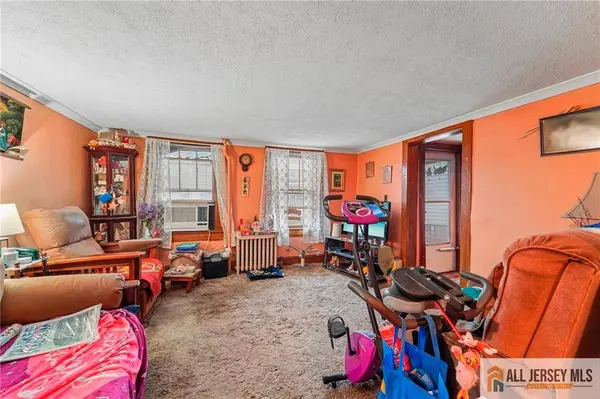 531 Penn ST, Perth Amboy, NJ 08861