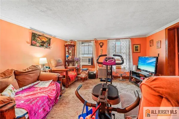 531 Penn ST, Perth Amboy, NJ 08861