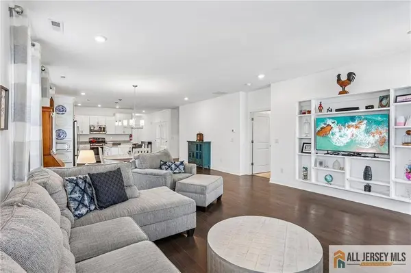 2 Pier ST, Mount Holly, NJ 08060