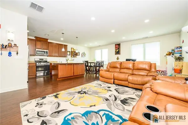 2330 Route 33 #301, Robbinsville, NJ 08691