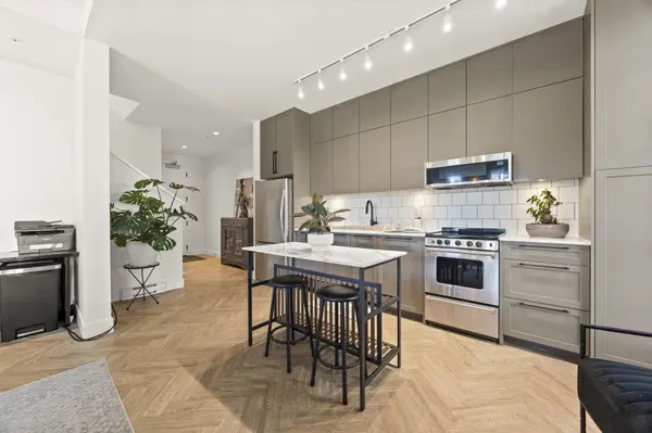 13933 105 Blvd #117, Surrey, BC V3T 0R6