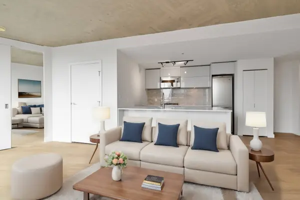 128 W Cordova St #1808, Vancouver, BC V6B 0E6