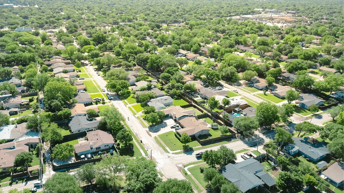 Aerial view of established North Dallas neighborhoods, illustrating the types of homes buyers may find around the $500K price point in the 2026 real estate market