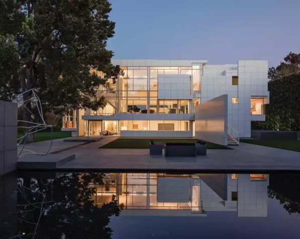 Dallas’ Architectural Gem: The Rachofsky House is Now on the Market