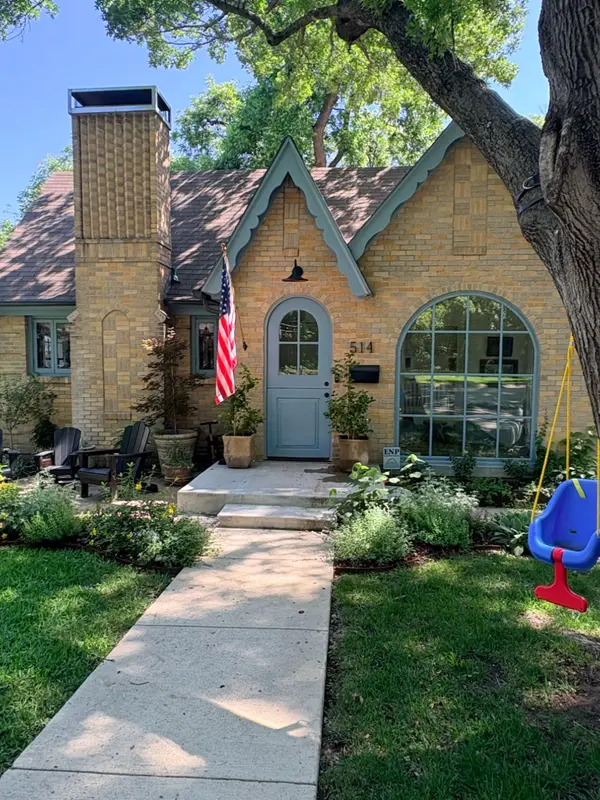 feature image of Why Some Historic Homes Are Worth Fighting For