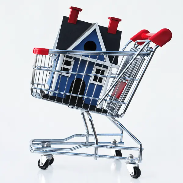 Myth Monday: “You Should Always Offer the Asking Price”,Kelly Reber