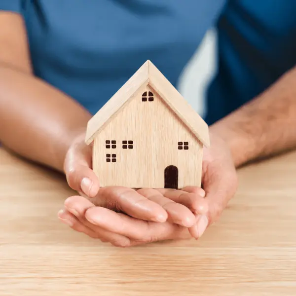 How to Sell Your Home Fast (Without Giving It Away),Kelly Reber