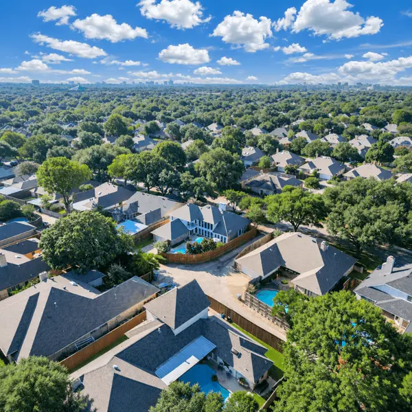 What $800K Buys You in North Dallas: A Real-Life Look at Luxury Living,Kelly Reber