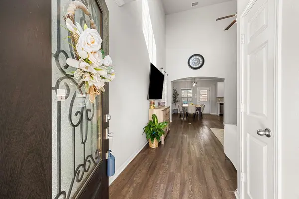 16535 Twinwalker Dr, Houston, TX 77049-3165