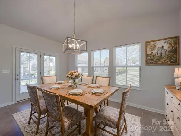 1210 Longwall LN, Matthews, NC 28104