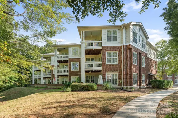 714 Northeast DR #53, Davidson, NC 28036