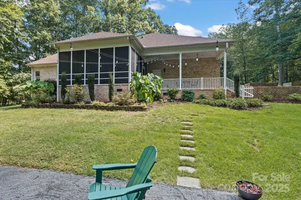 11735 Abernathy RD, Charlotte, NC 28216