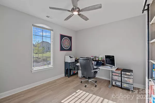 13212 Oak Farm LN, Huntersville, NC 28078